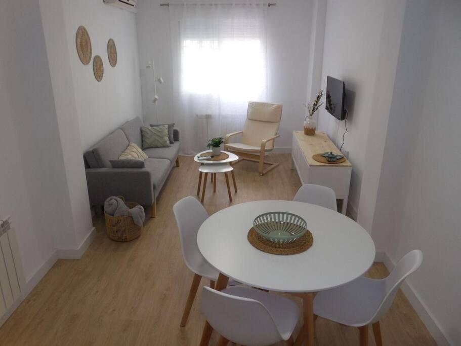 Precioso Piso De 2 Habitaciones Armilla Exterior foto