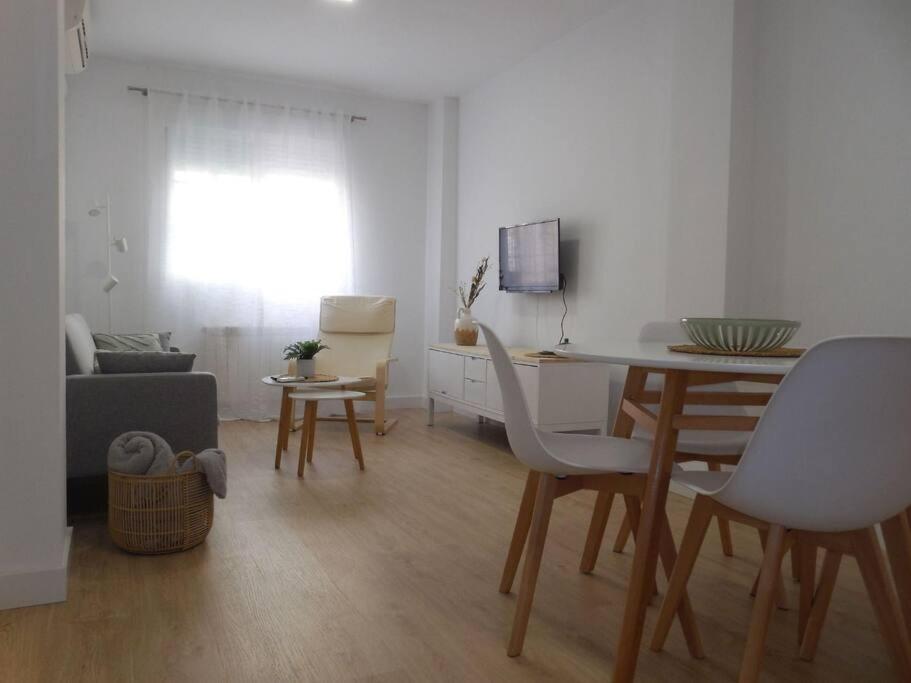 Precioso Piso De 2 Habitaciones Armilla Exterior foto