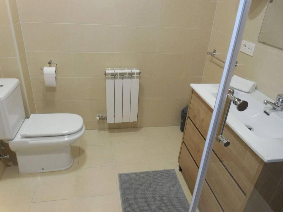 Precioso Piso De 2 Habitaciones Armilla Exterior foto
